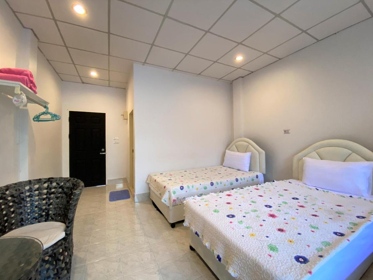 Som Guesthouse Patong Eksteriør billede