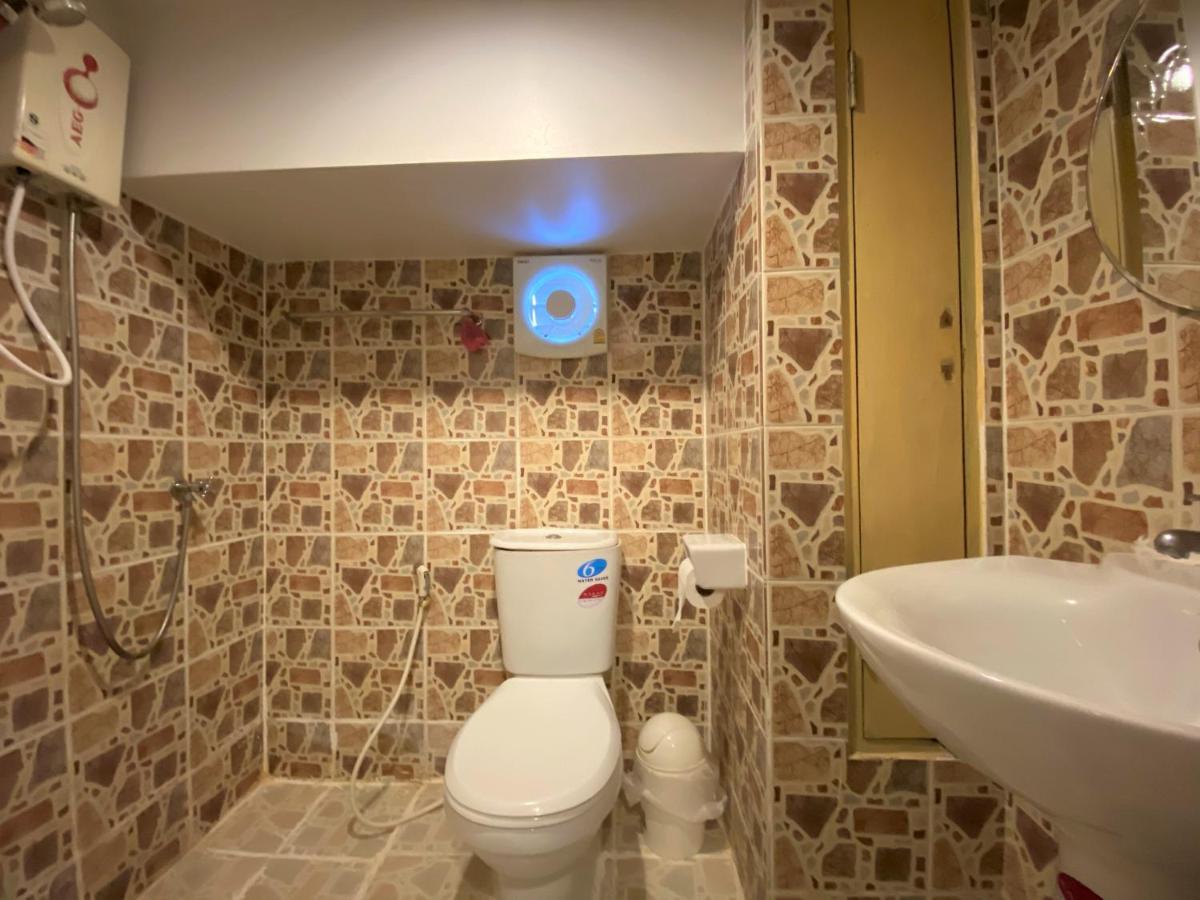 Som Guesthouse Patong Eksteriør billede